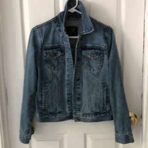 Abercrombie & Fitch jean jacket